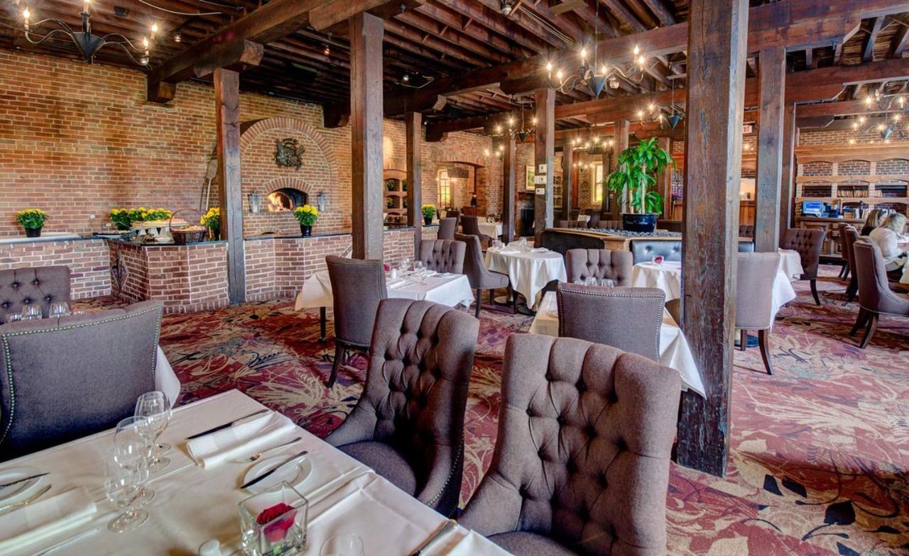 Weatherpine Inn Niagara-on-the-Lake Esterno foto