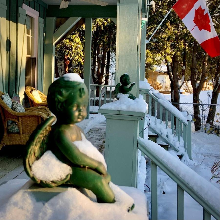 Weatherpine Inn Niagara-on-the-Lake Esterno foto