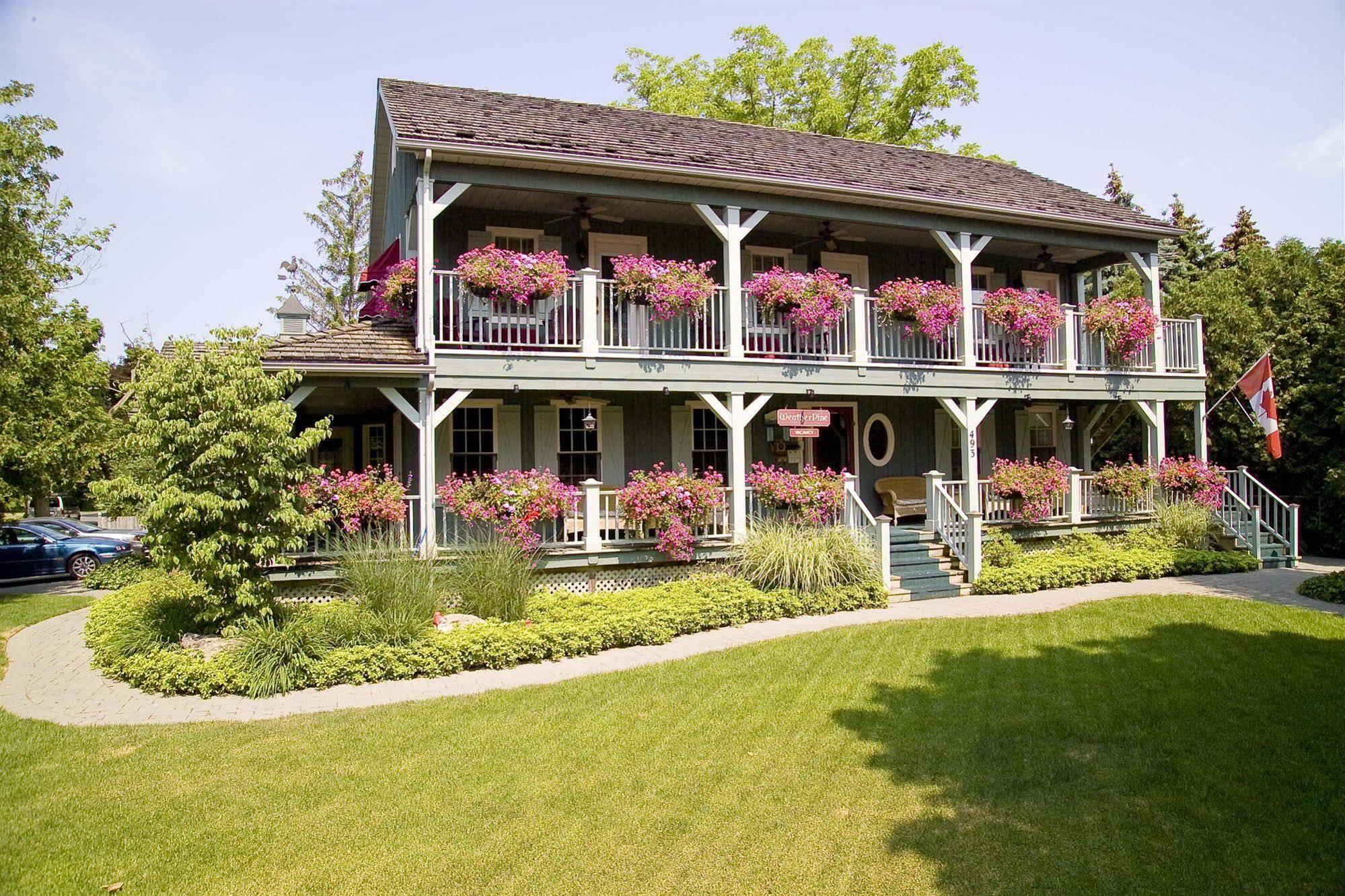 Weatherpine Inn Niagara-on-the-Lake Esterno foto